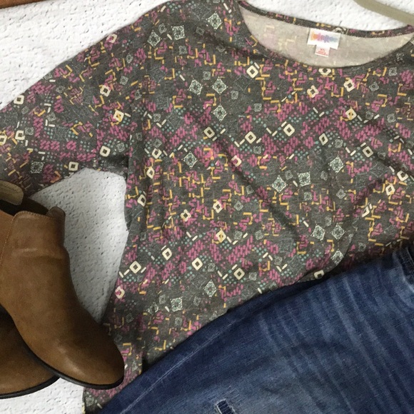 Irma XS Lularoe - Picture 1 of 2